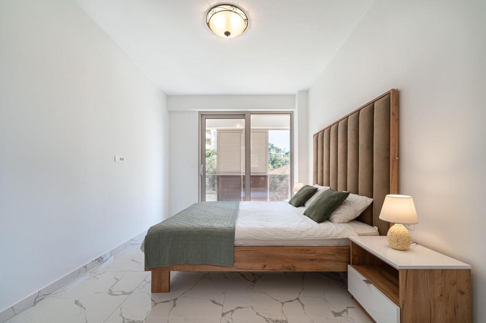 Aura Tower Apartments By Gaby Rafailovici Luaran gambar