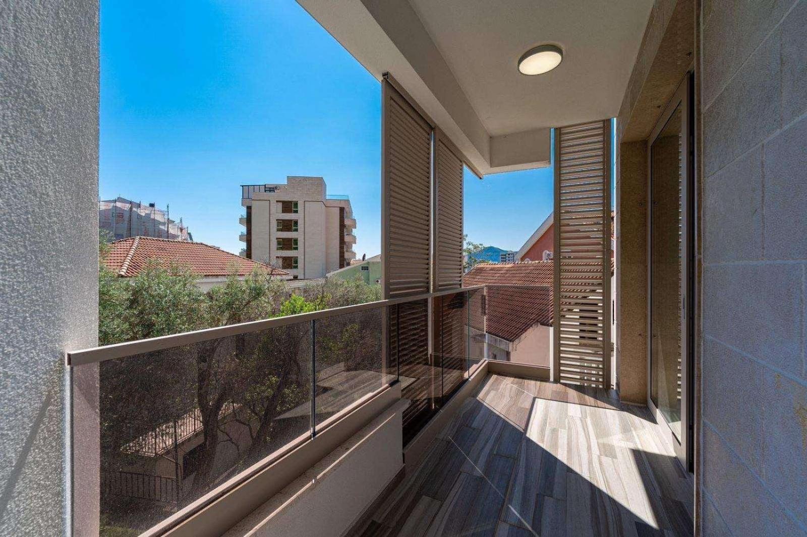 Aura Tower Apartments By Gaby Rafailovici Luaran gambar